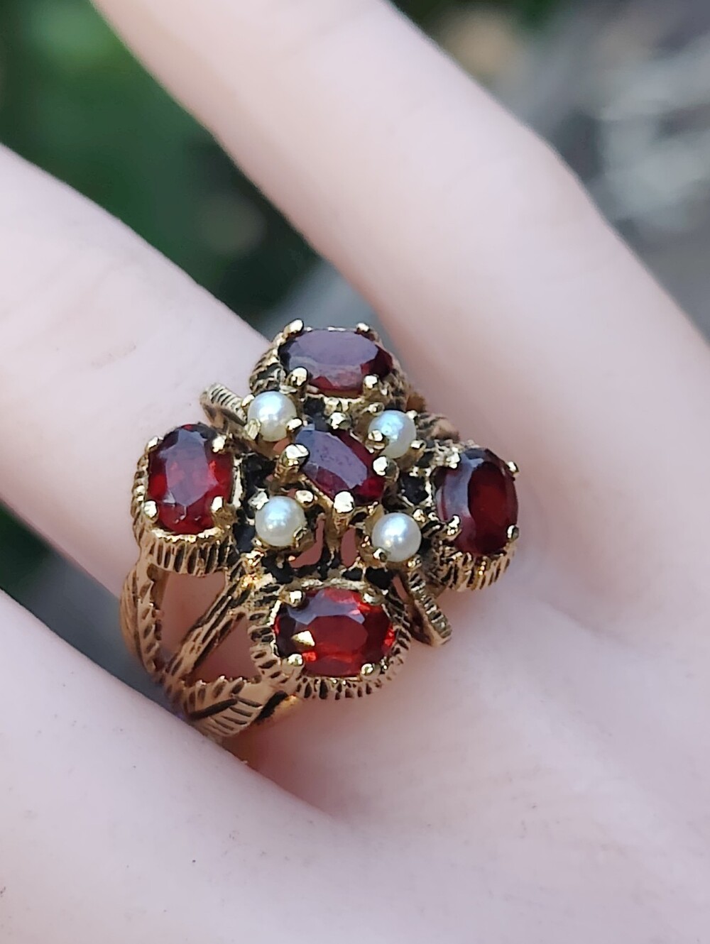 Antique 14 Karat Gold Garnet And Pearl Ring - Picture 7 of 9